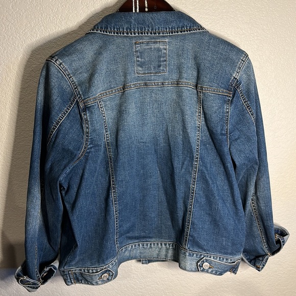 Jean jacket - Picture 4 of 5
